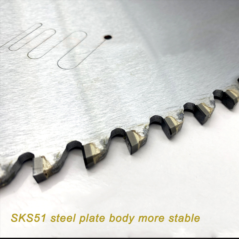 Ultra-thin PCD saw blade for cutting aluminum 2